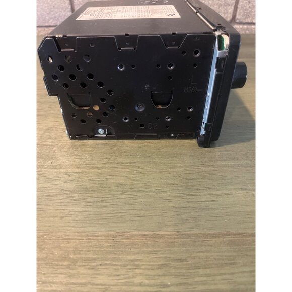 Toyota Fujitsu Ten 86120-35220 Logic Control Deck AM/FM Cassette Stereo Radio - Picture 6 of 7